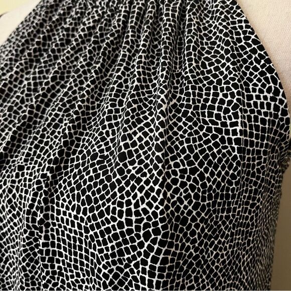 Michael Kors Jersey Halter A-line Loose Fit Dress with Gold Chain Straps - Picture 3 of 13